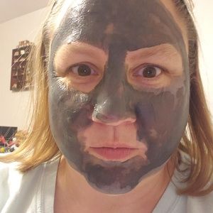 Meet your Posher, Kara